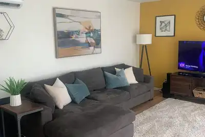 Image de Your Home Away from Home\nFast, Reliable Internet