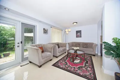 Image de Modern House, Private Gym Garden & 4 Parking for Your Family