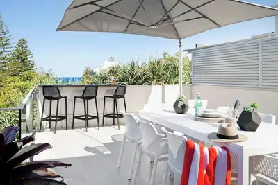 Image de The Boat House, 5 Bryan, Beside Beach, Heated Pool