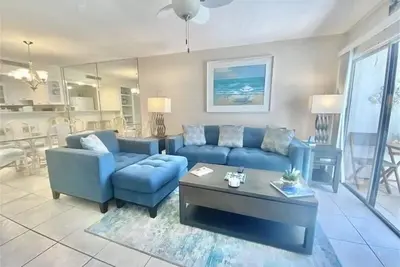 Image de Runaway Bay 133 on Beautiful Anna Maria Island - Direct beach access, pool, gym