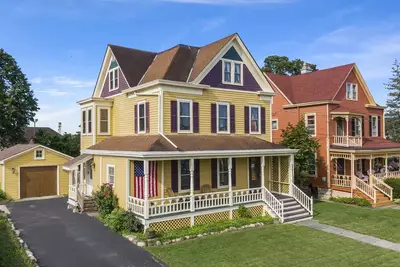 Image de Spacious Victorian in the heart of Catskill Village - Close to All