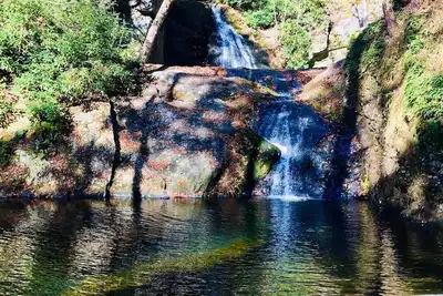 Image de Serene Poconos home on lake with hot tub! Available for seasonal rentals.