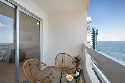 Image de Maison de vacances 'Salitre Suites Tamara' avec vue sur la mer, piscine partagée et Wi-Fi