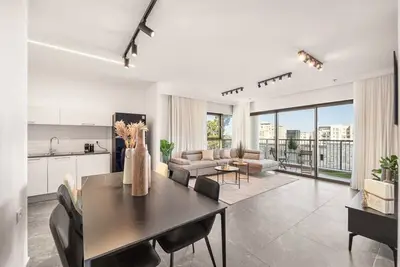 Image de Enchanted 2Bdr Retreat with Breathtaking Views of the City