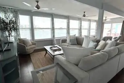 Clearwater Beach Retreats at Bayside View 4