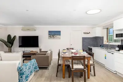 Image de Walking Distance to Birubi Beach