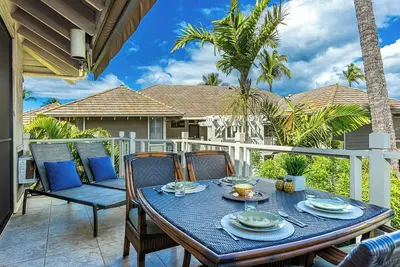 Image de Exquisite Top-Floor Condo with Ocean Views and a Huge Private Lanai