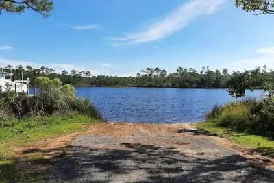 Image de Relaxing 3 Br home close to Water, Nas, Perdido