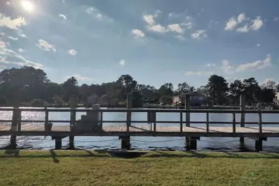 Image de Fisherman's Bend - Patio on Icw - Dog Friendly!