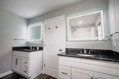 Image de I-65 New | Family Friendly | Clean Modern Home