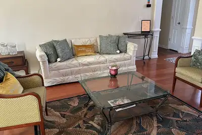 Image de ❤️Roomy❤️Homey 3bdrm\/2b Entire house within Snellville\/Loganville\/Grayson area
