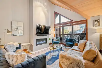 Image de Whistler Village North: 4br+3. 5ba Private Hot Tub