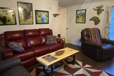Image de Newly Remodeled 3 Bedroom Mobile