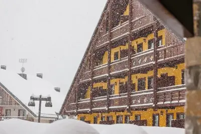 Image de Mountain chalet - Borgo Le Stalle Lunghe Direct access to the slopes