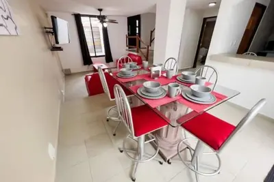 Image de Casa de las Lomas 3br - 2 Bathroom - Free Parking
