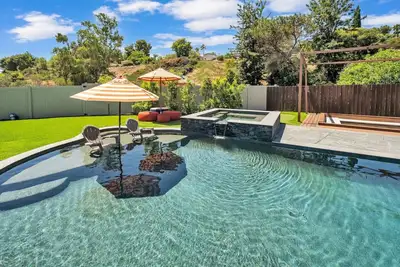 Image de Sd Family Getaway Pool Spa near Lake and Trails