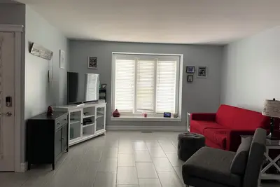 Image de 2 Bedroom in Beautiful Niagara Region wineries district in lovely Smithville On