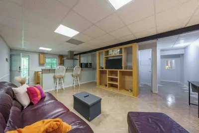 Image de Azalea Place