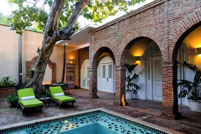 Image de Honors the rich and magical cultures of the West Indies