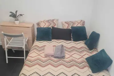 Image de Studio Tranquille. Indépendance, tout récent, tout équipé, calme, pratique.