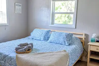 Image de Centrally Located South Daytona Bungalow - 5 minutes to the beach! Entire Home