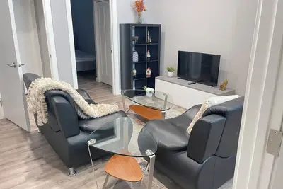 Image de Beautiful one bedroom basement suite in Ne Calgary