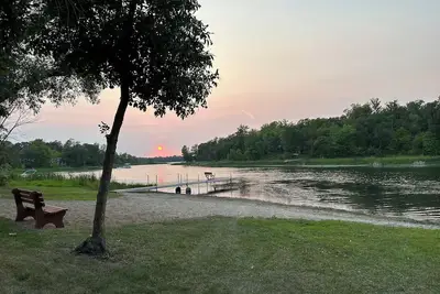 Image de Private beach cabin, 1 hour from Grand Forks