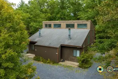 Image de Woodland Retreat (#98a) | Quiet area | Minutes to Bryce Resort!