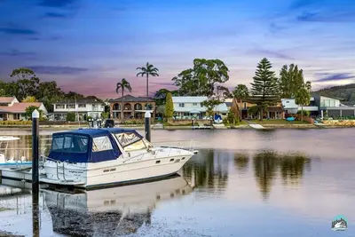 Image de Aircabin - Woy Woy - Water Front - 6 Beds Lux Home