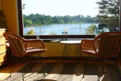 Image de Vacation apartment lakeside house in Missunde.