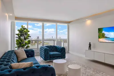 Image de Golden Hour 3br on Biscayne Bay