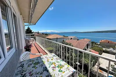 Image de Appartement de vacances Dramalj pour 1 - 8 personnes avec 3 chambres à coucher - Appartement de vaca