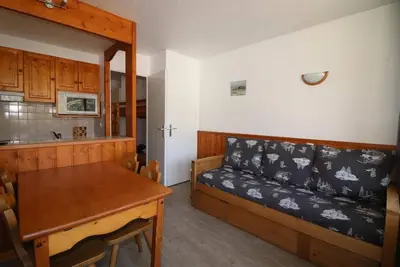 Image de 100m du centre station, 7ème étage, balcon, télévision, casier à ski, 21m², Tignes