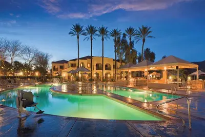 Image de 2 Bedroom Lockoff Unit, Sleeps 8, 2 Living Areas, at Legacy Golf Resort! !