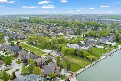 Image de Waterfront Retreat: 6br Home, Bbq, Sleeps 10