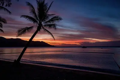 Image de Beachside Tropical Island Paradise in Nq - Rustic Nth facing retreat