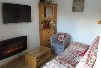 Image de 3ème étage, balcon, parking, télévision, casier à ski, 39m², Châtel