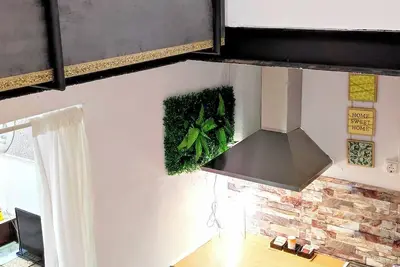 Image de Nice one-bedroom duplex.