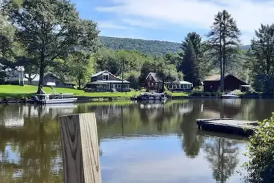 Image de Coopers River Edge - Multifamily Riverfront House Route 28 Cooperstown