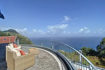 Image de Vinhaticos House by Atlantic Holiday