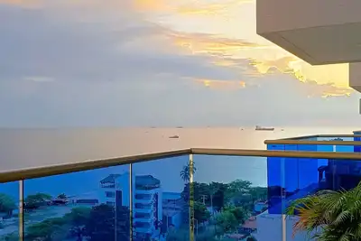 Image de Luxurious Sea View Apartment - Samaria Club