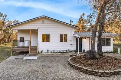 Image de 2 bed/2 bath home, 50 minutes to the Yosemite Valley entrance