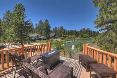 Image de Fox Lake Cabin Lake View l Spa l Pool Table