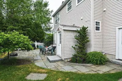 Image de Great neighborhood 3 Bed w/ hot tub $3700/mo +
