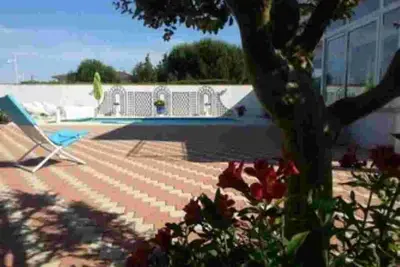 Image de Location Rdc uniquement Maison à L'Aiguillon la Presqu'ile avec piscine privée