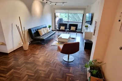 Image de Cozy Haven in El Poblado, 100mb WiFi & 2 min to provenza.