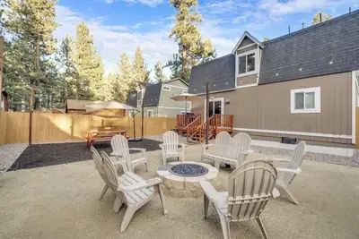 Image de Big Bear Gem: Family Fun, Fire Pit, Ski or Fish Nearby