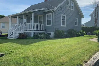 Image de 3 min walk to beach. 1/2 mile to downtown Hyannis.