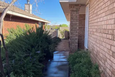 Image de 5 miles from balloon fiesta park.