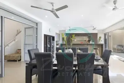 Image de Zen Bayview Bliss: Luxury Marina Mansion